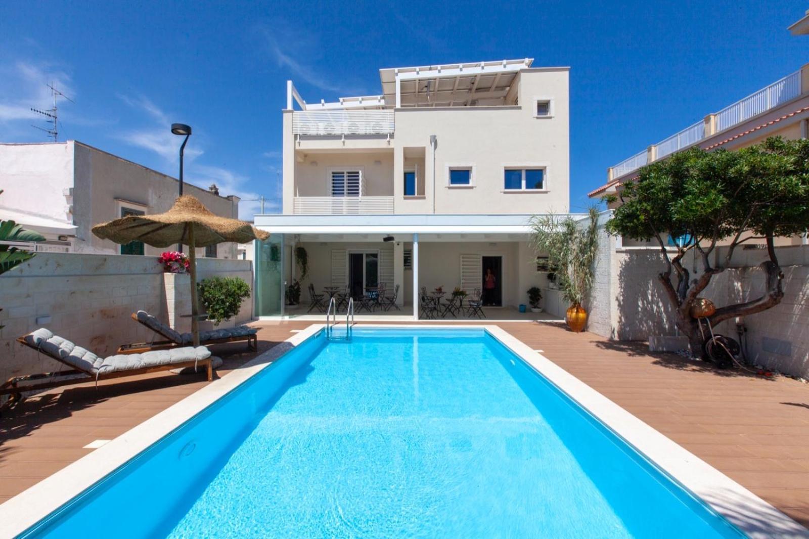 Dimora Nesea Bed & Breakfast Cozze Exterior foto