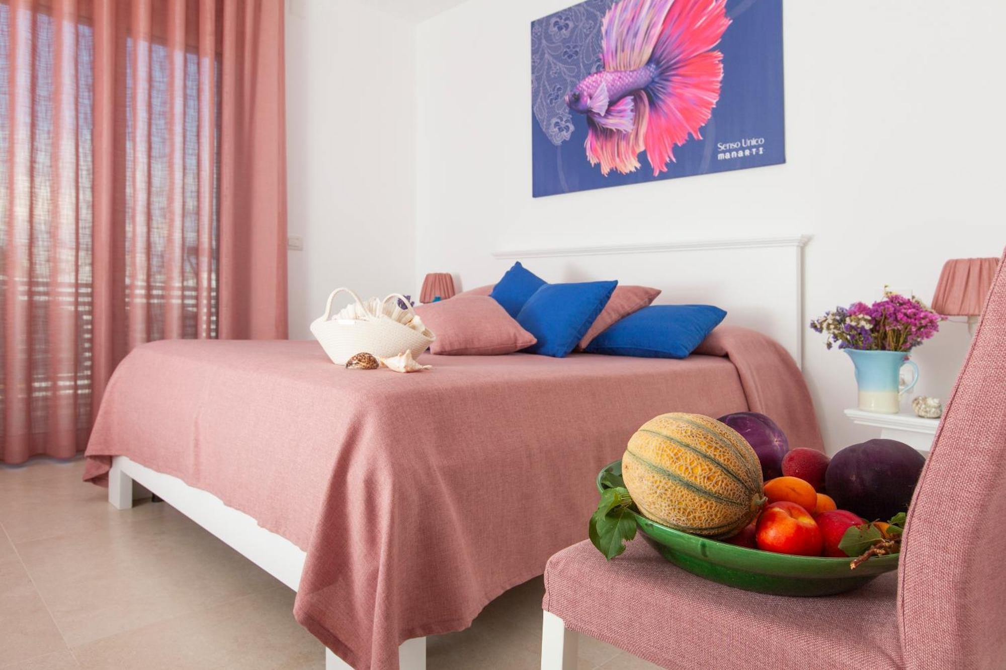 Dimora Nesea Bed & Breakfast Cozze Exterior foto