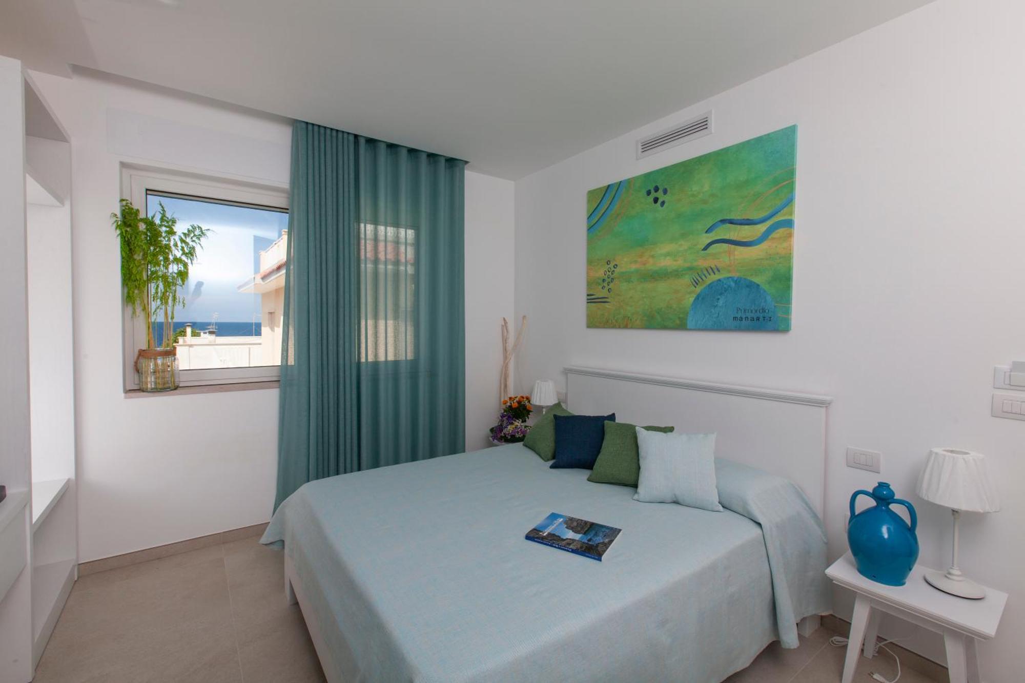 Dimora Nesea Bed & Breakfast Cozze Exterior foto