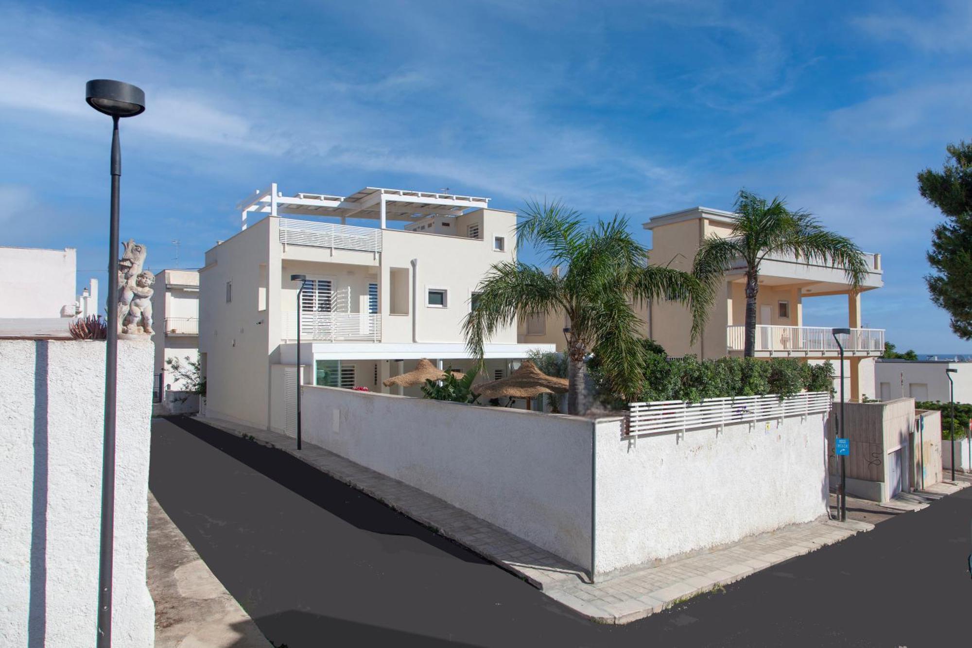 Dimora Nesea Bed & Breakfast Cozze Exterior foto